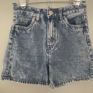 Ultra High Rise 90’s Mom Shorts